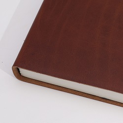 CAHIER COUVERTURE CUIR VERITABLE MARRON 20CMS/15CMS