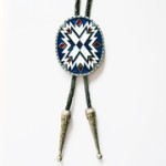 BOLO TIE CRAVATE WESTERN BIJOU INDIEN