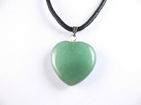 AVENTURINE VERTE COEUR PIERRE NATURELLE PENDENTIF COLLIER