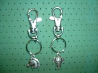 PORTE CLE CHEVAL ET ELEPHANT MOUSQUETON LOT DE 2