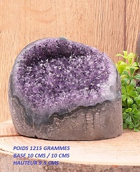 AMETHYSTE GEODE PIERRE NATURELLE 1215 GRAMMES