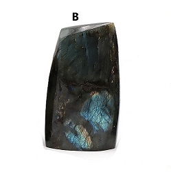 LABRADORITE FORME LIBRE PIERRE NATURELLE 568 GRAMMES No 4684B