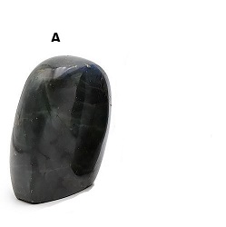 LABRADORITE FORME LIBRE PIERRE NATURELLE 703 GRAMMES No 4684A