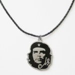 PENDENTIF CHE GUEVARA COLLIER CUIR NOIR