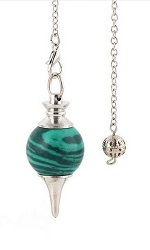 PENDULE RADIESTHESIE MALACHITE SPHERE CHAINE ARGENTEE