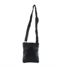 POCHETTE TOUR DE COU CUIR NOIR 19 CMS