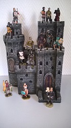 MONDE DES CHEVALIERS 14 FIGURINES SUR CHATEAU